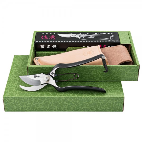 Gift Set: »Tsurumaki« Pruning Shears and Leather Sheath